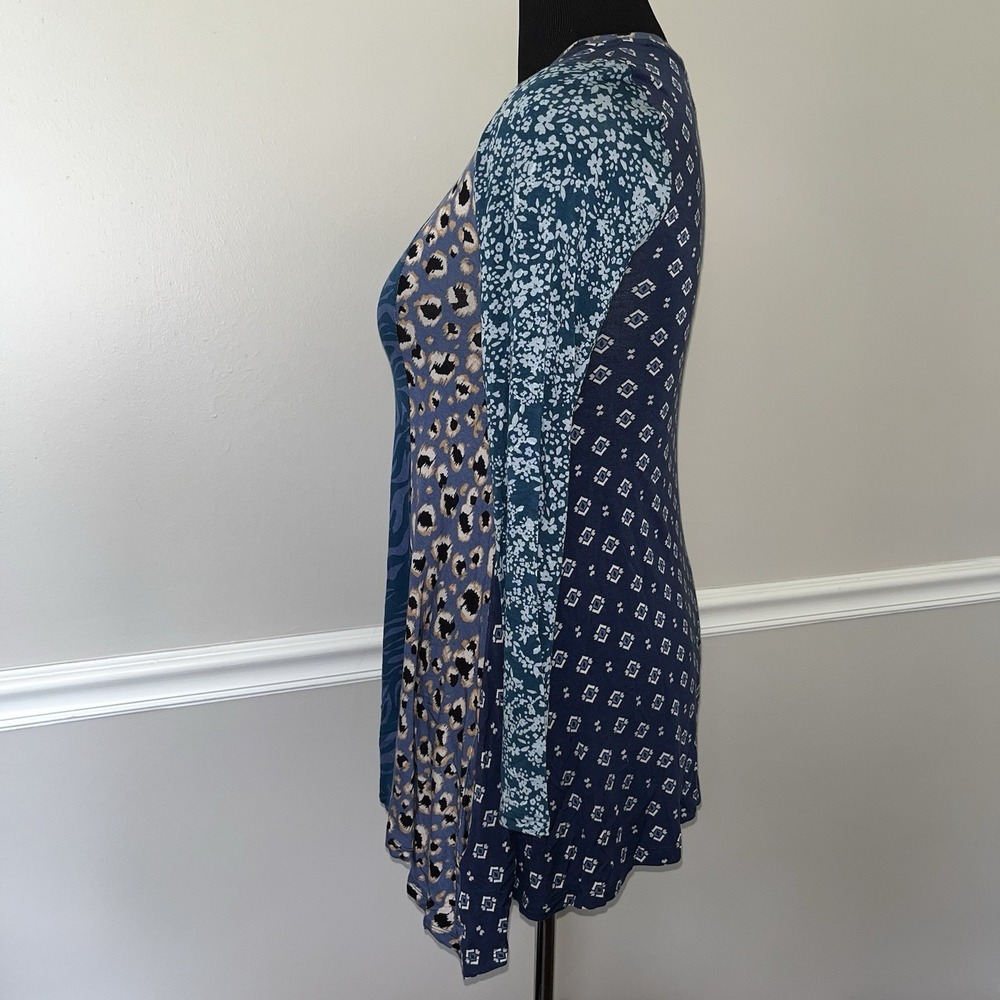 Lori Goldstein Blue Paisley‎ Rayon Blend Top Size XS - Picture 4 of 7